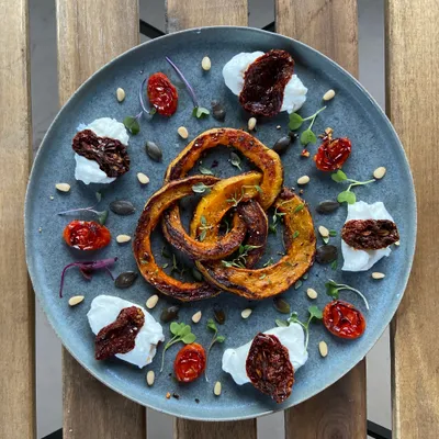 Squash Borromean Rings